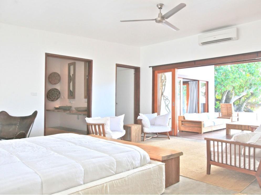 Tides Reach Resort Matei Exterior foto