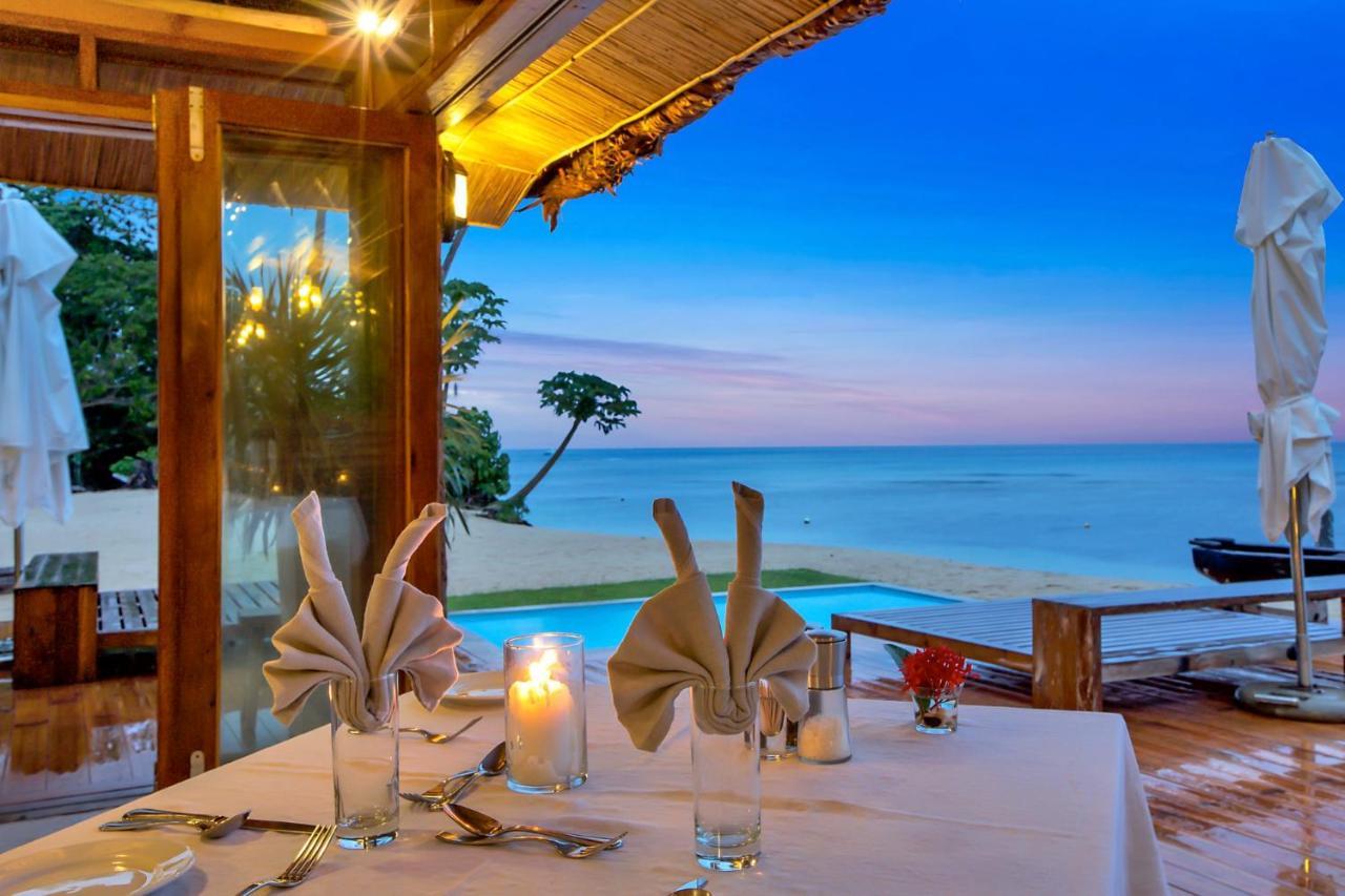 Tides Reach Resort Matei Exterior foto