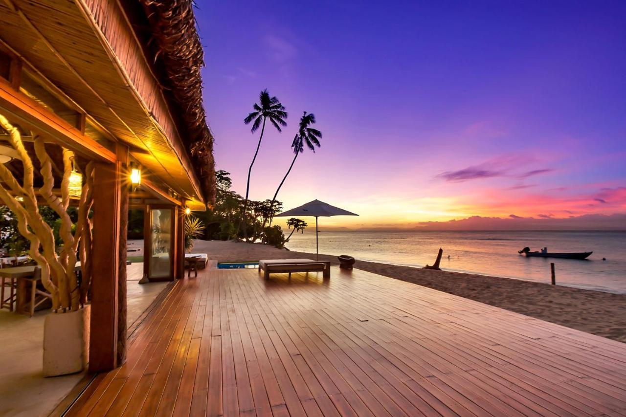 Tides Reach Resort Matei Exterior foto